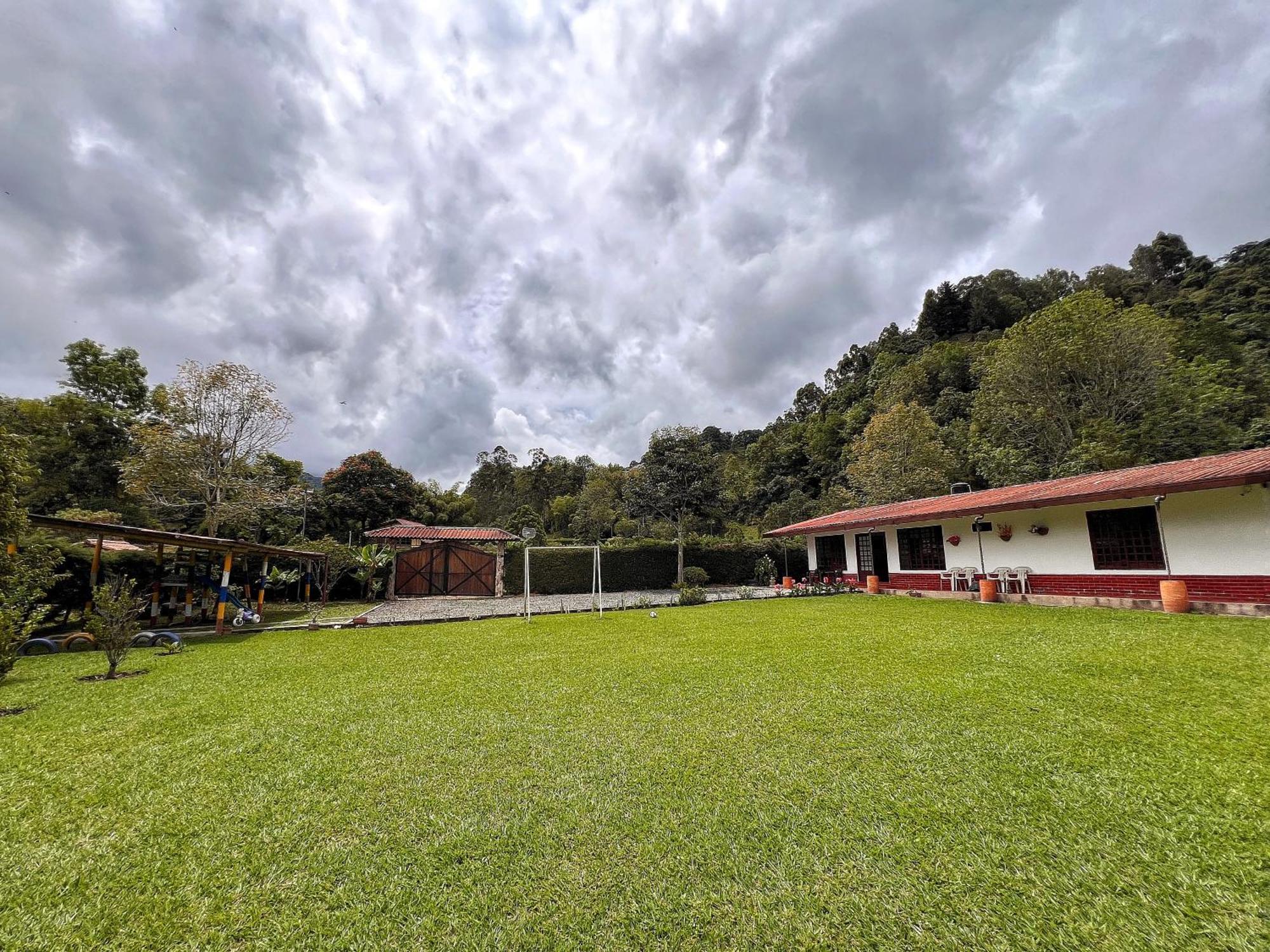 Paraiso Cocora Salento Bagian luar foto